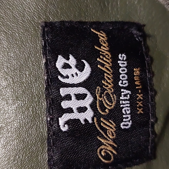 Jacket - Picture 2 of 3